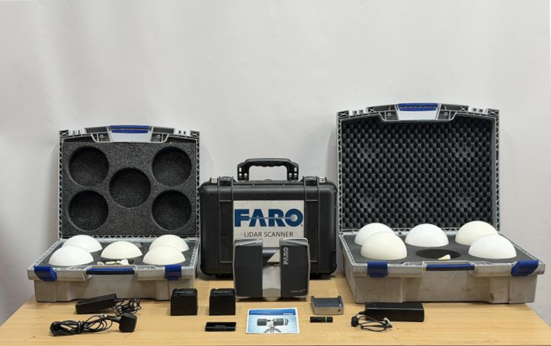 Faro Focus 3D 120 Terrestrial Surveying Laser Scanner Set With Reference Spheres0