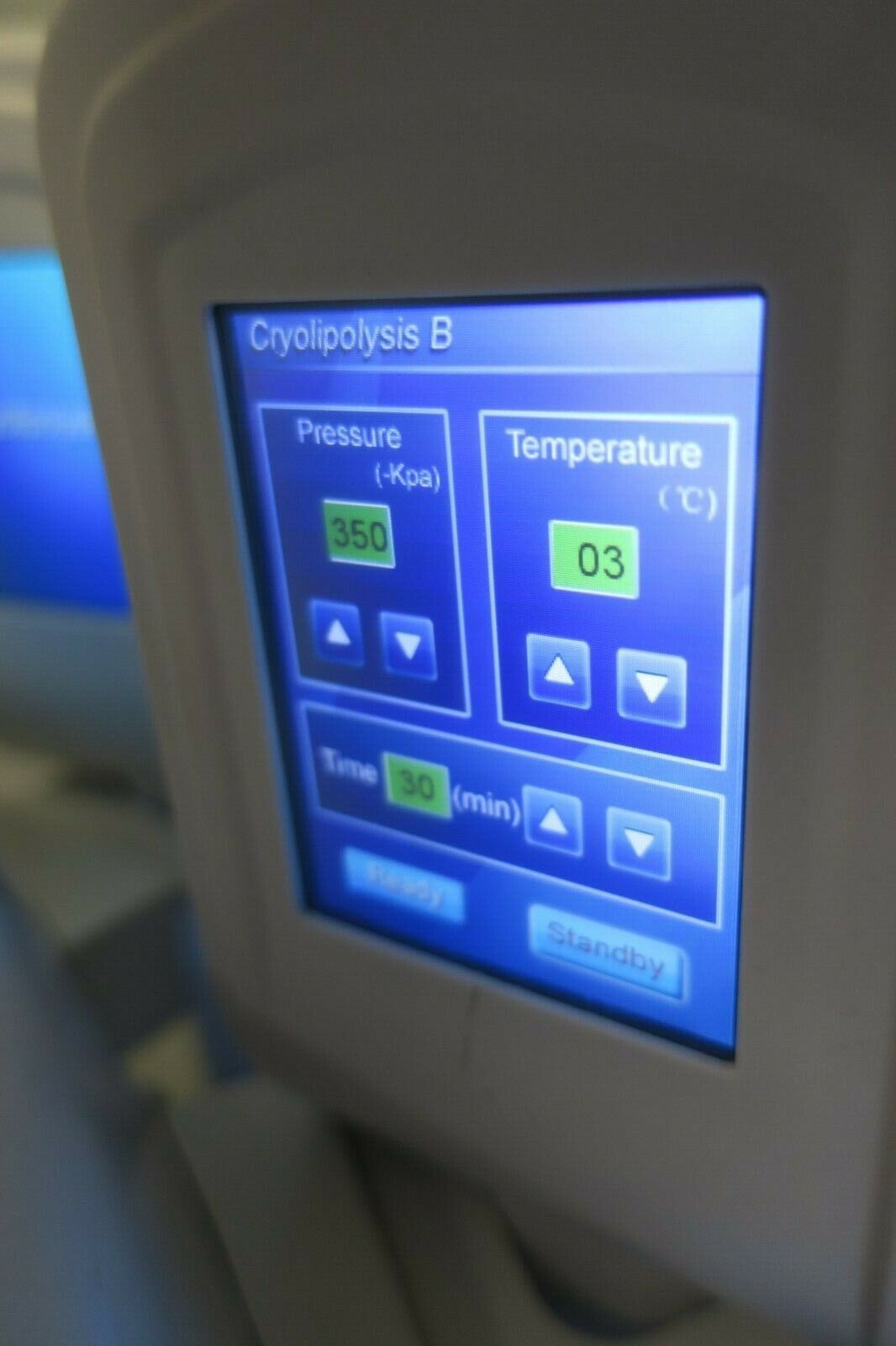 High Profile Technologies IsoLipo + Kavitation Cryo Lipo Fettgefriermaschine