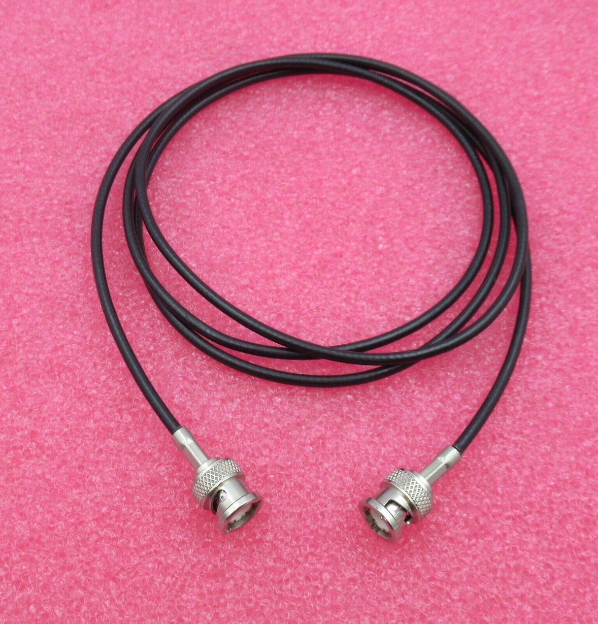 BNC-Stecker gerade zum BNC-Stecker gerade 1,6 m schwarzes Koaxial-HF-Kabel