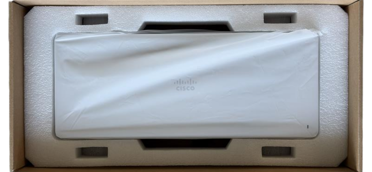 New Cisco CS KITPLUS K9 Webex Room Kit Plus 4K Codec QuadCam Room Navigator Set5
