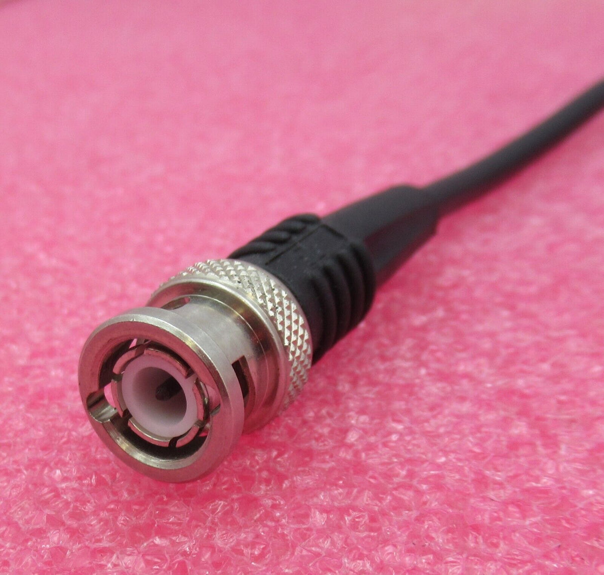 BNC-Stecker männlich gerade zum BNC-Stecker männlich gerade 600MM schwarzes Koaxial-HF-Kabel