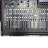 Behringer X32 Digital Mixing Console 40x Input 25x Bus Mixer 32x MIDAS Preamps8